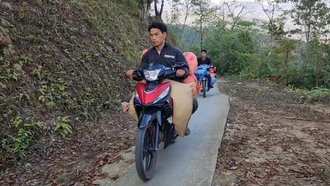 Nối mạch giao thông trên núi dốc