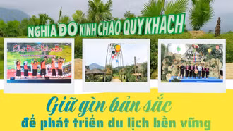 Giữ gìn bản sắc để phát triển du lịch bền vững