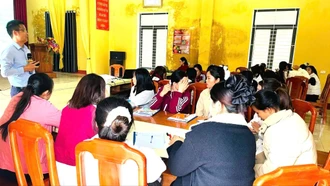 Gần 50 phụ nữ xã Phong Dụ Hạ được tập huấn kỹ năng tạo dựng giá trị sản phẩm sản xuất, kinh doanh