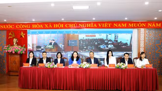 Những người ứng cử đại biểu HĐND tỉnh khóa XVII tiếp xúc cử tri đơn vị bầu cử số 9