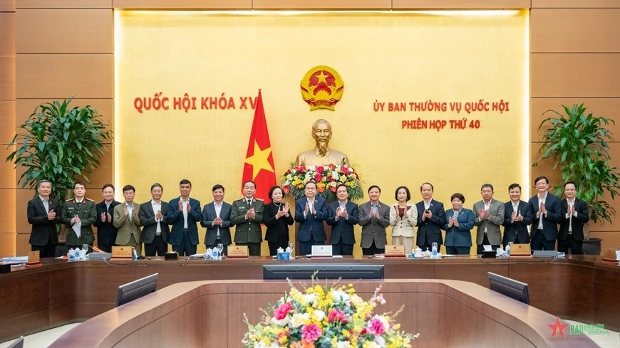 Chủ tịch Quốc hội Trần Thanh Mẫn và các đại biểu tại Phiên họp thứ 40 của Ủy ban Thường vụ Quốc hội. Ảnh: PHẠM THẮNG