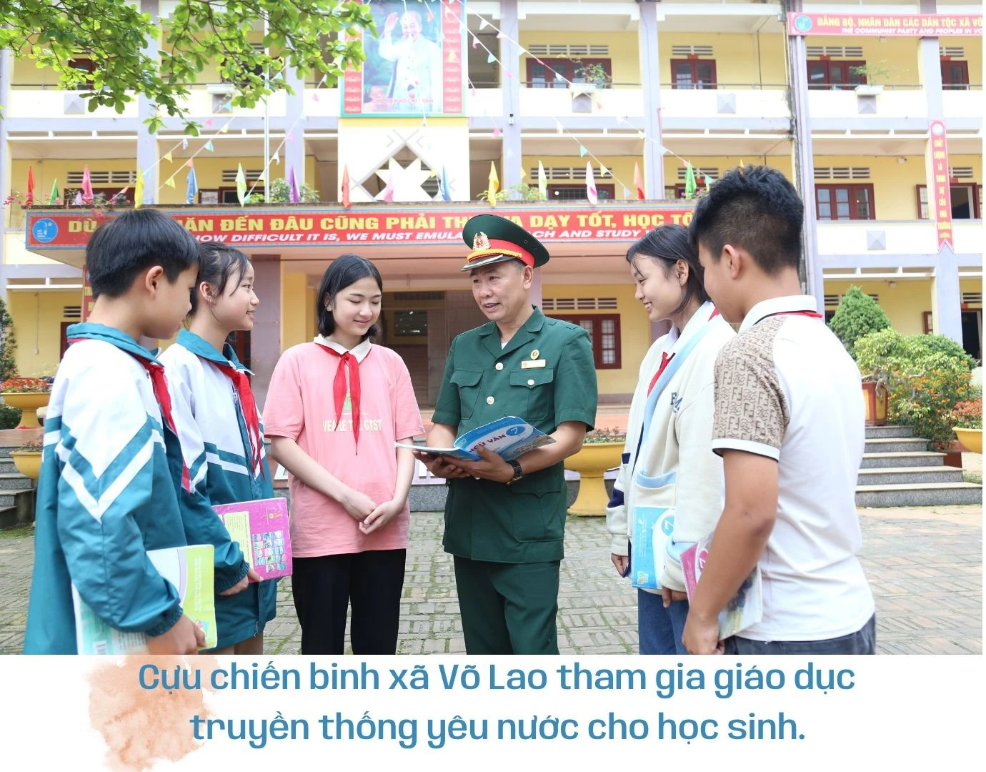 Từ.jpg