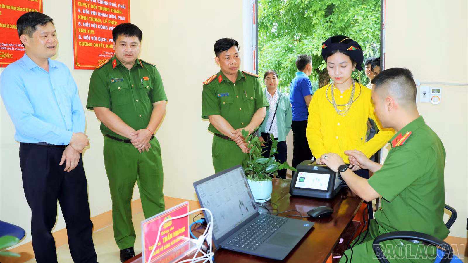 baolaocai-br_lt1-1.jpg