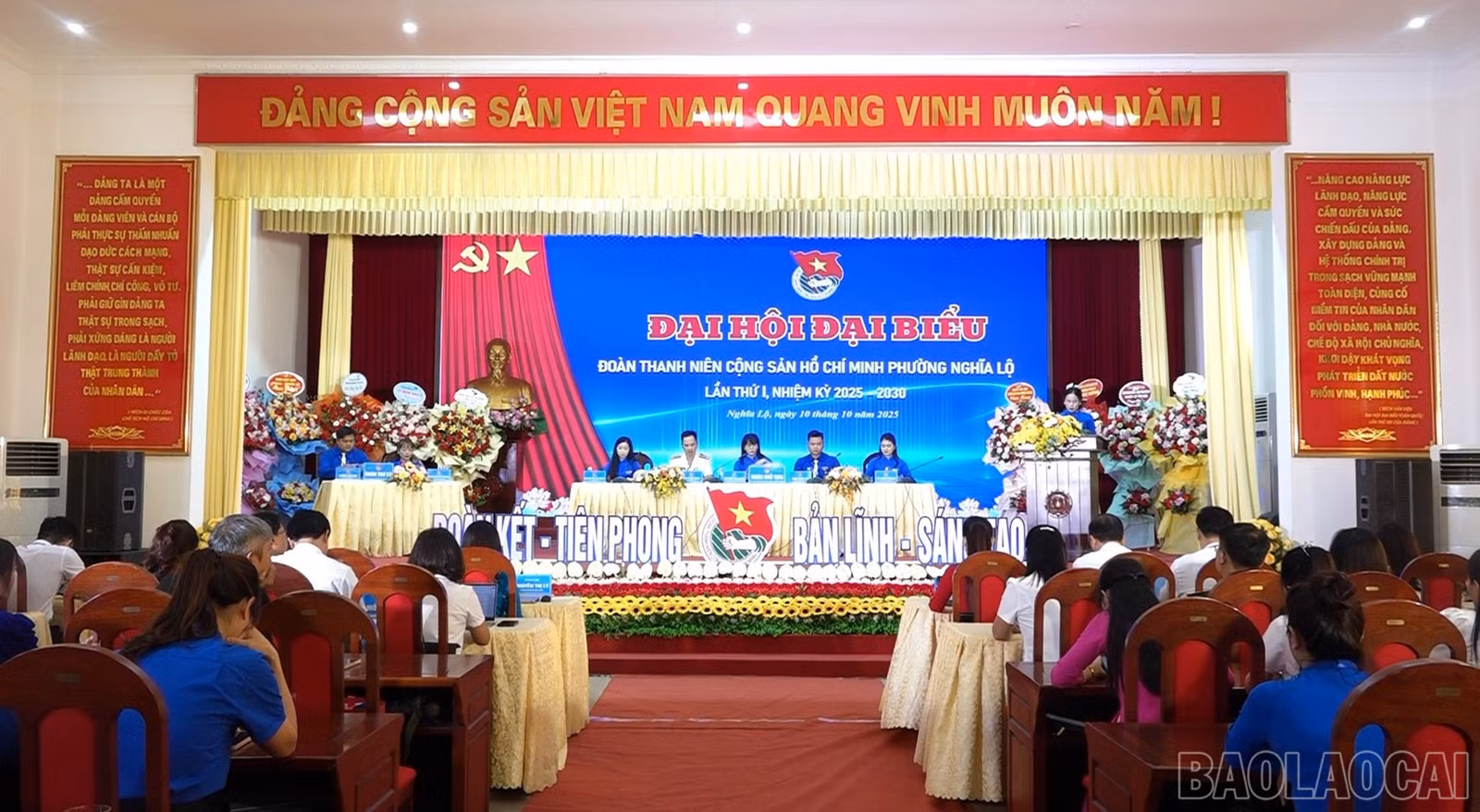 Quang cảnh đại hội.