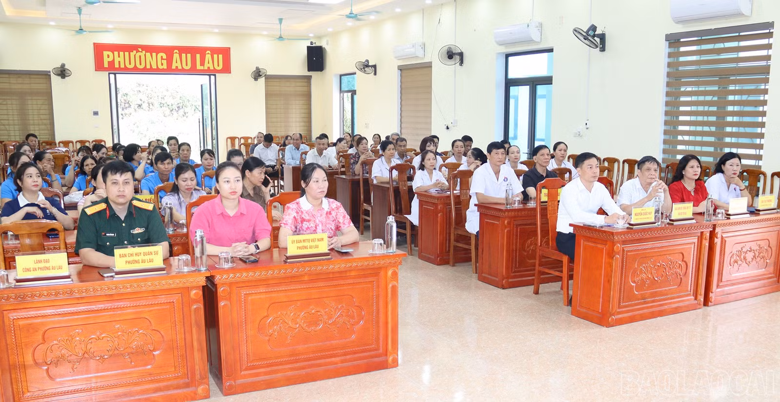 Quang cảnh lễ ra mắt.