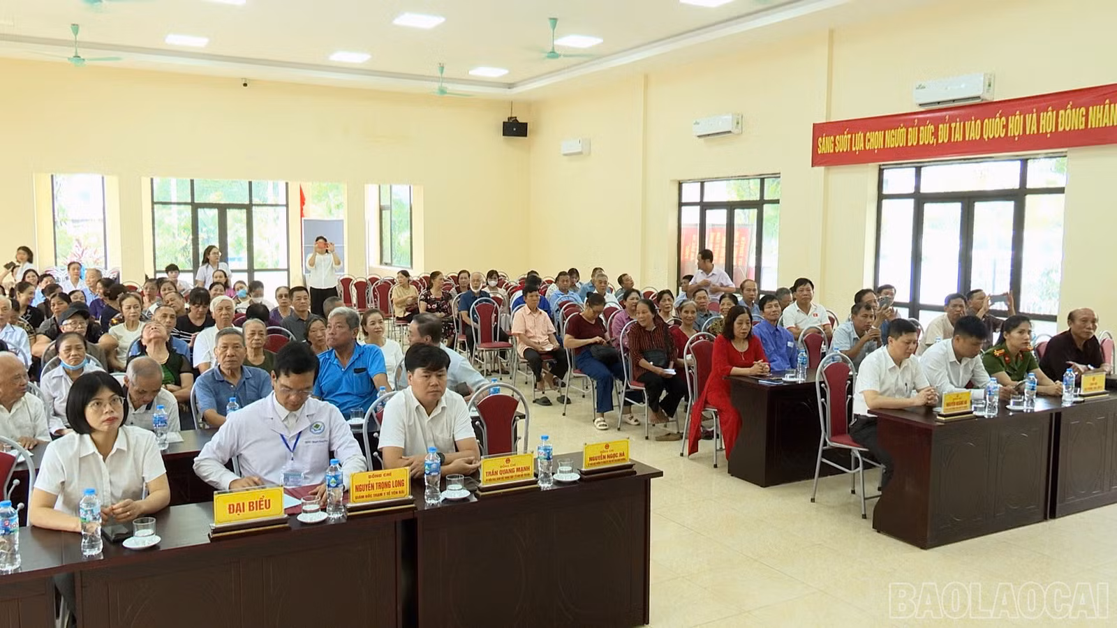 Quang cảnh lễ phát động.
