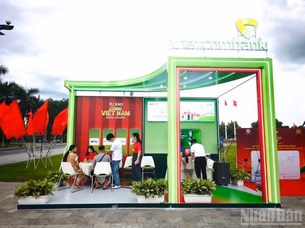Gian hàng của Vietcombank Yên Bái.