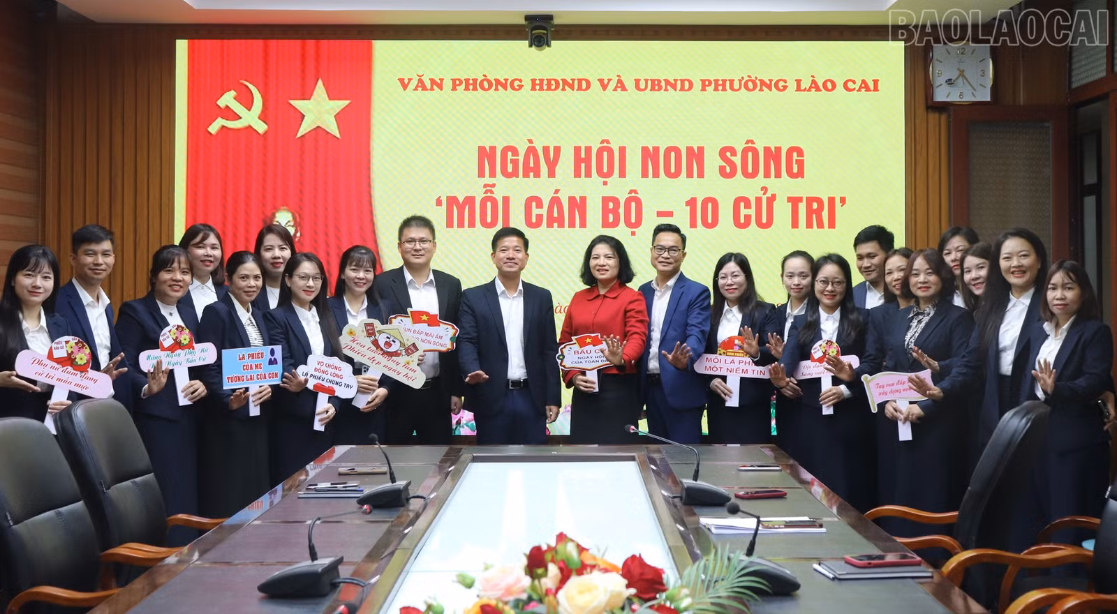 baolaocai-tr_vp-hoidong2.jpg