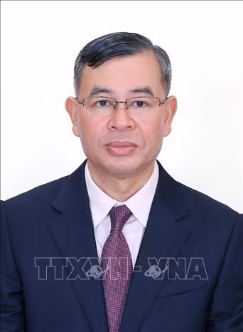 Bộ trưởng Bộ Tài chính Ngô Văn Tuấn.