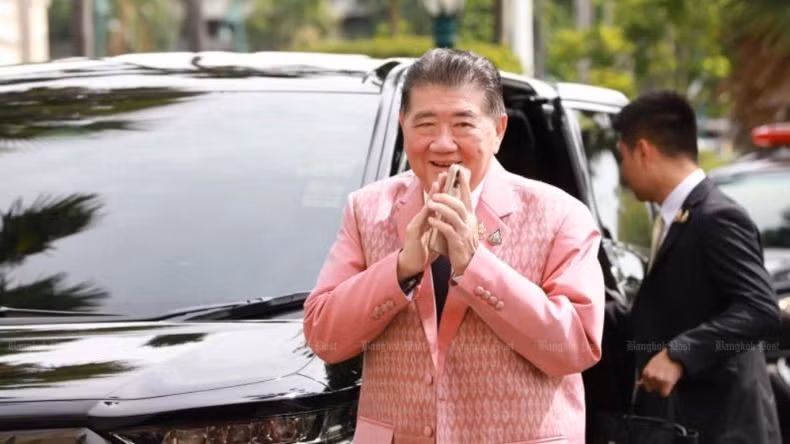 Ông Phumtham, 71 tuổi, là người giữ chức Thủ tướng lâm thời kể từ ngày 1/7 sau khi bà Paetongtarn bị đình chỉ chức vụ.