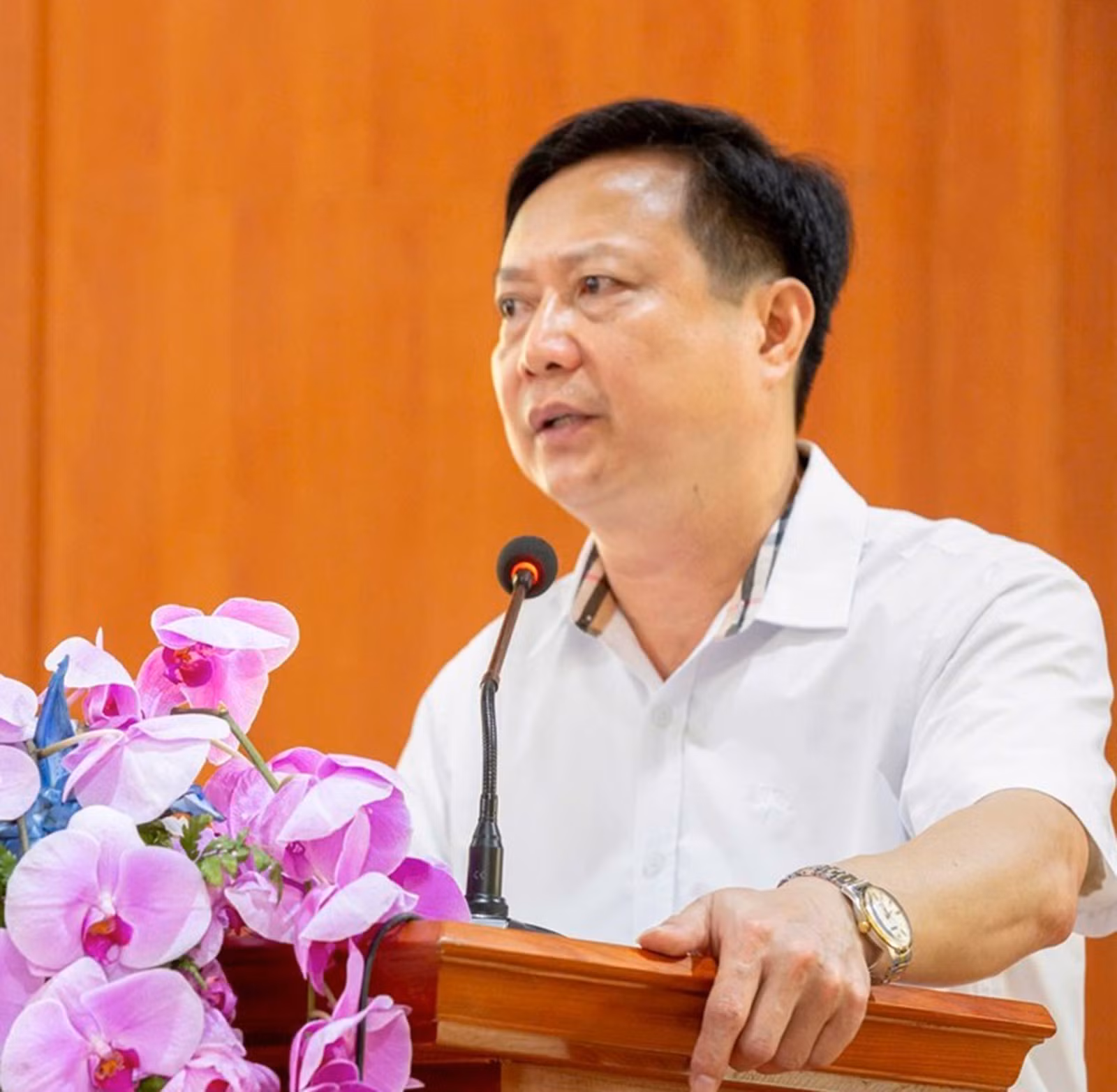 ongdung.jpg