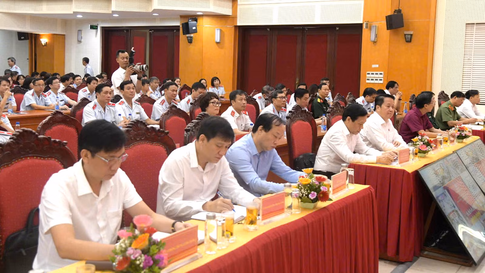 11-7-thanh-tra3.jpg