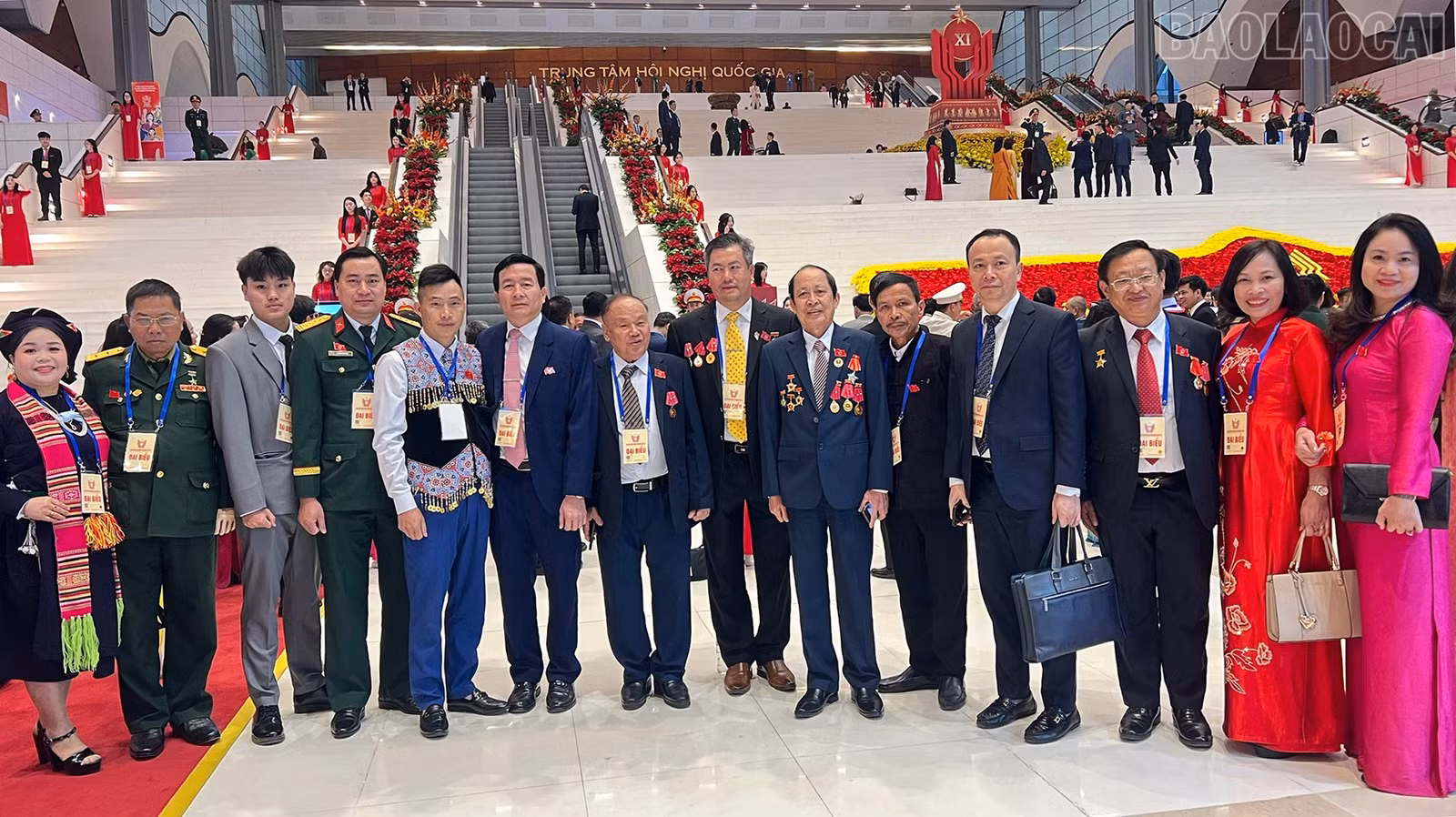 baolaocai-tr_26-12-thidua2.jpg