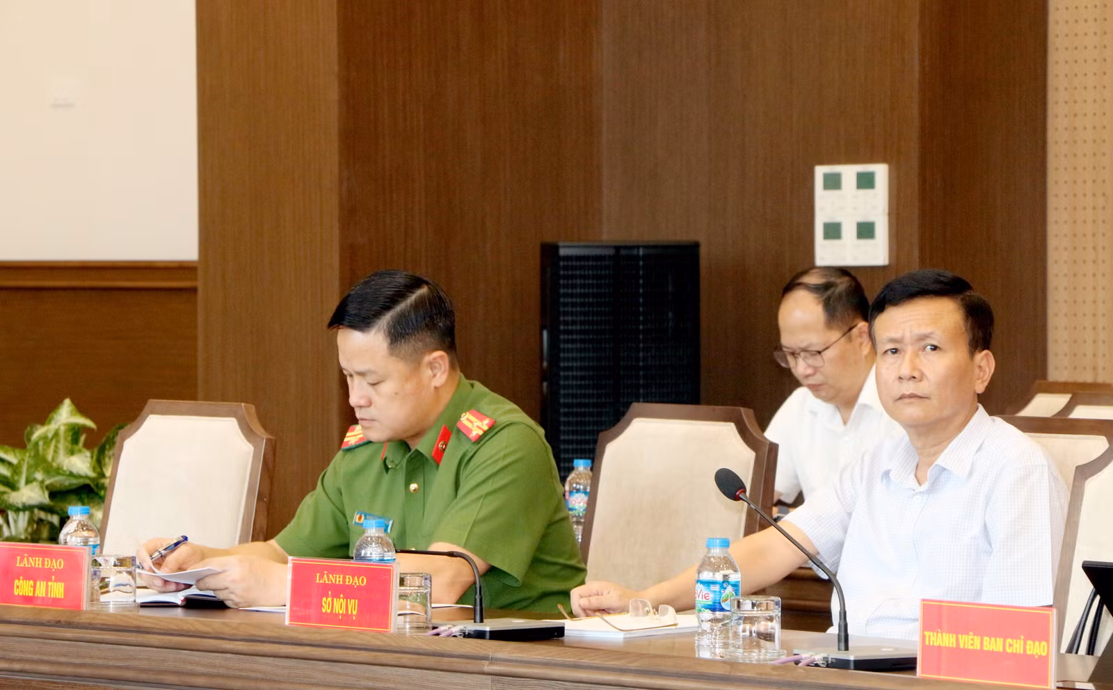 Đại biểu tham dự phiên họp tại điểm cầu tỉnh Lào Cai.