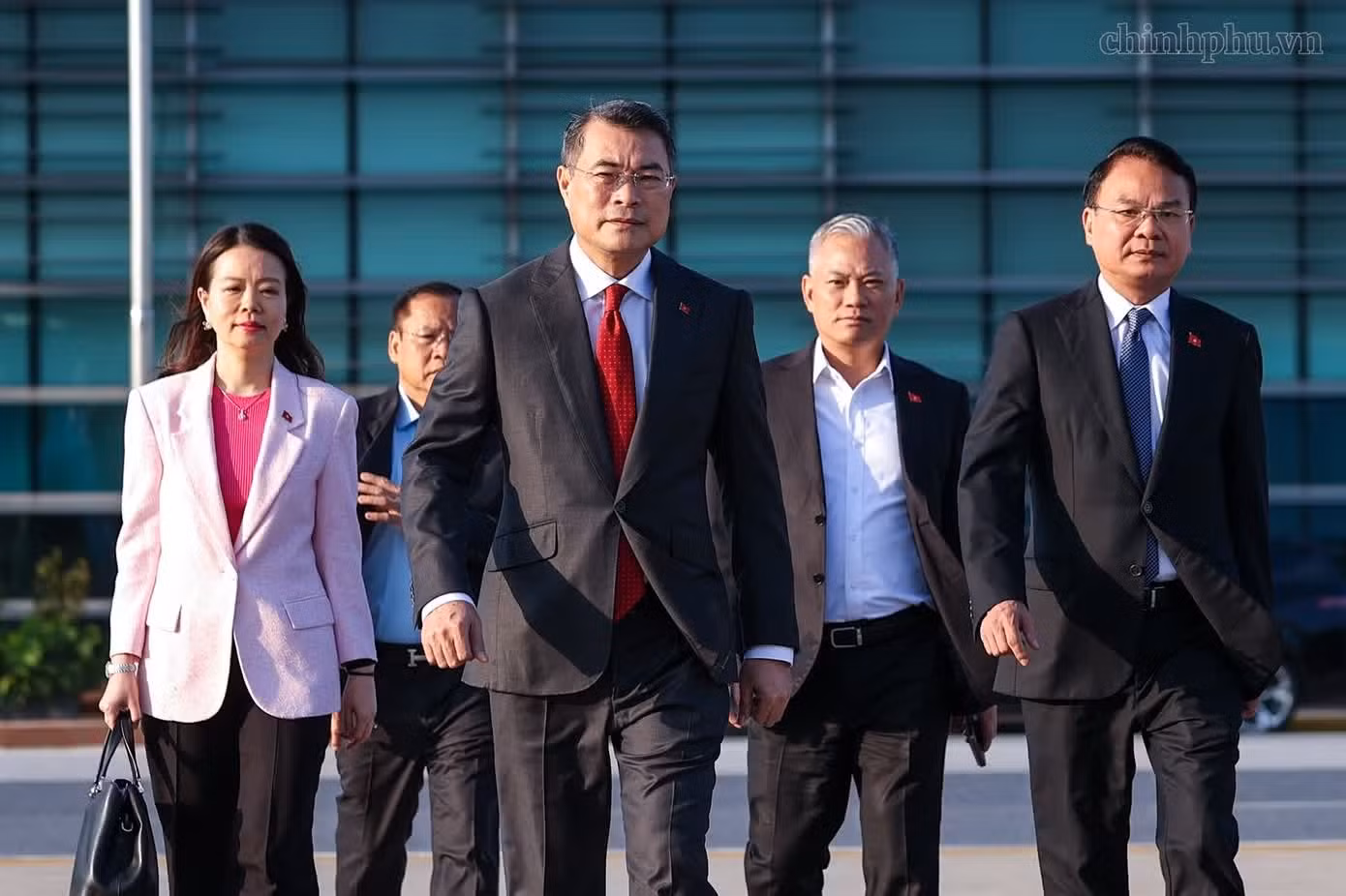 Thủ tướng Lê Minh Hưng cùng đoàn đại biểu Việt Nam lên đường dự Hội nghị thượng đỉnh BRICS. Ảnh: VGP
