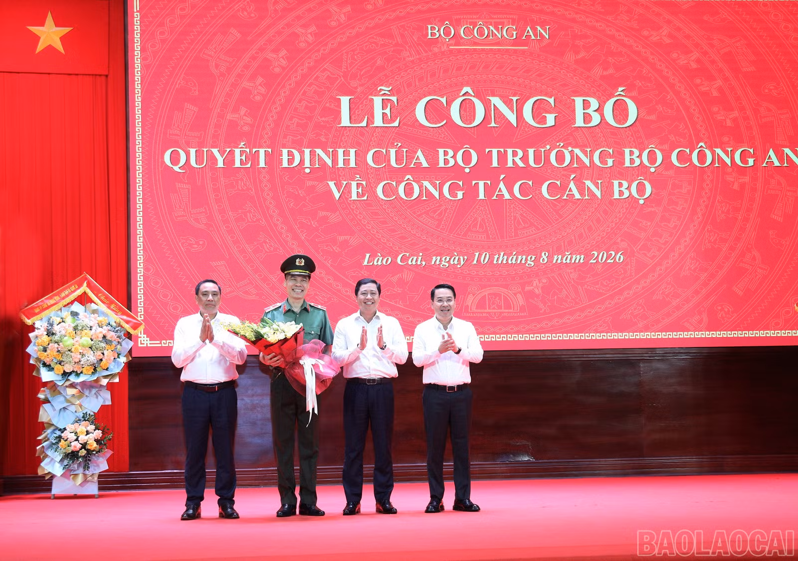 10-8-congbo3.jpg