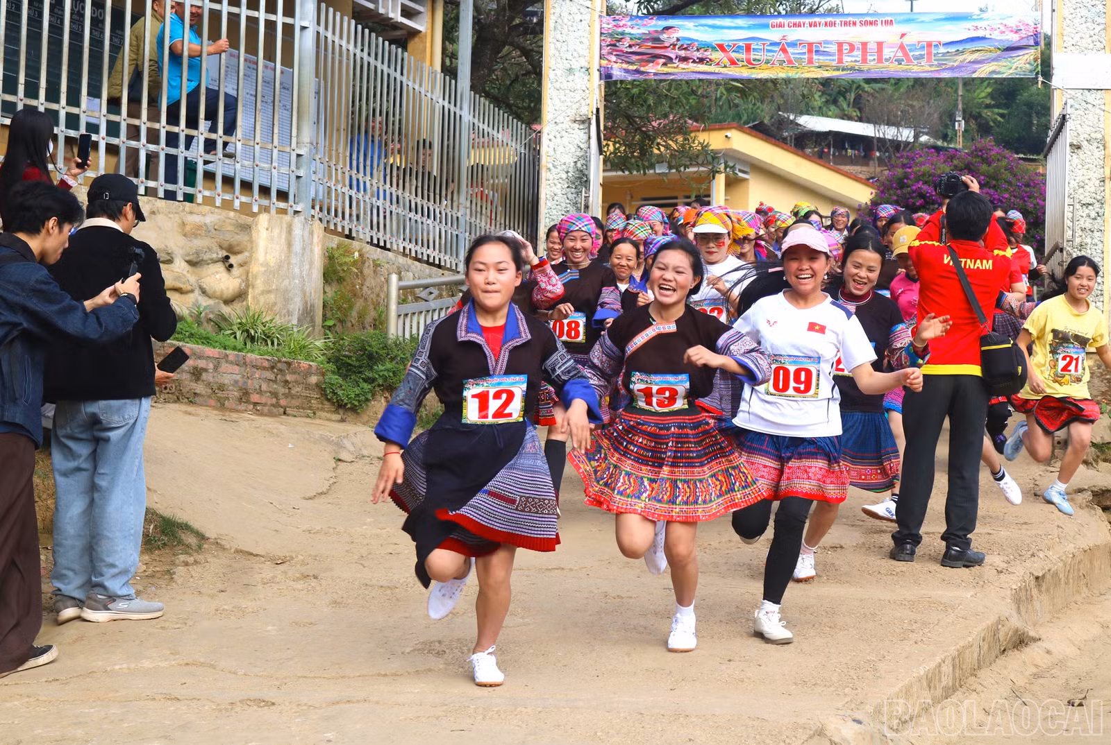 baolaocai-br_1-xuat-phat.jpg