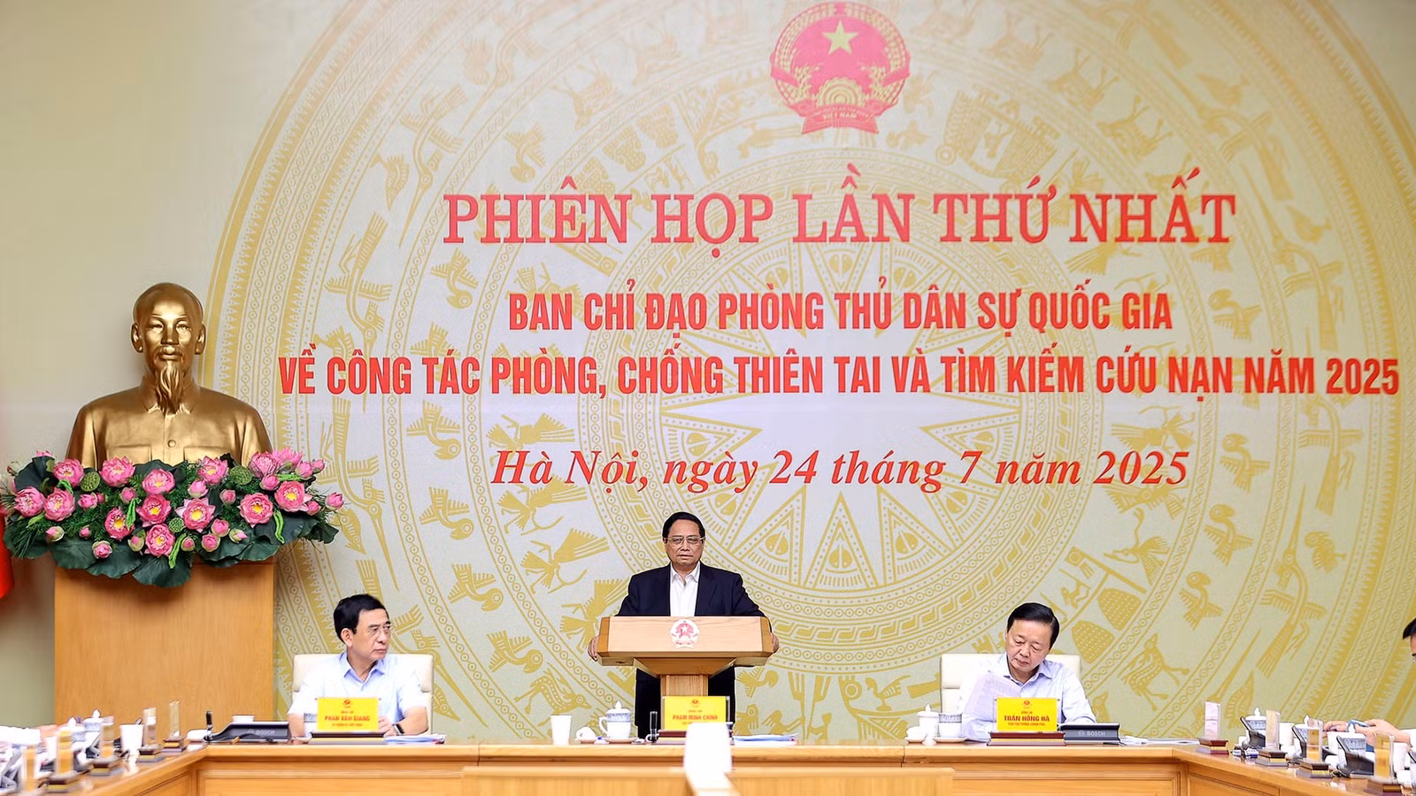 24-7-phienhop3.jpg