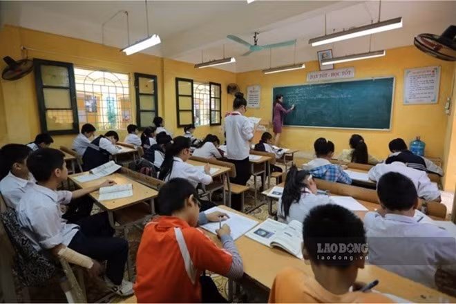 Ban đại diện cha mẹ học sinh không được thu, tiếp nhận hoặc quản lý tiền hỗ trợ. Phụ huynh có thể cung cấp trực tiếp hàng hóa, dịch vụ cần thiết để phục vụ nhu cầu của học sinh. Ảnh: Hải Nguyễn