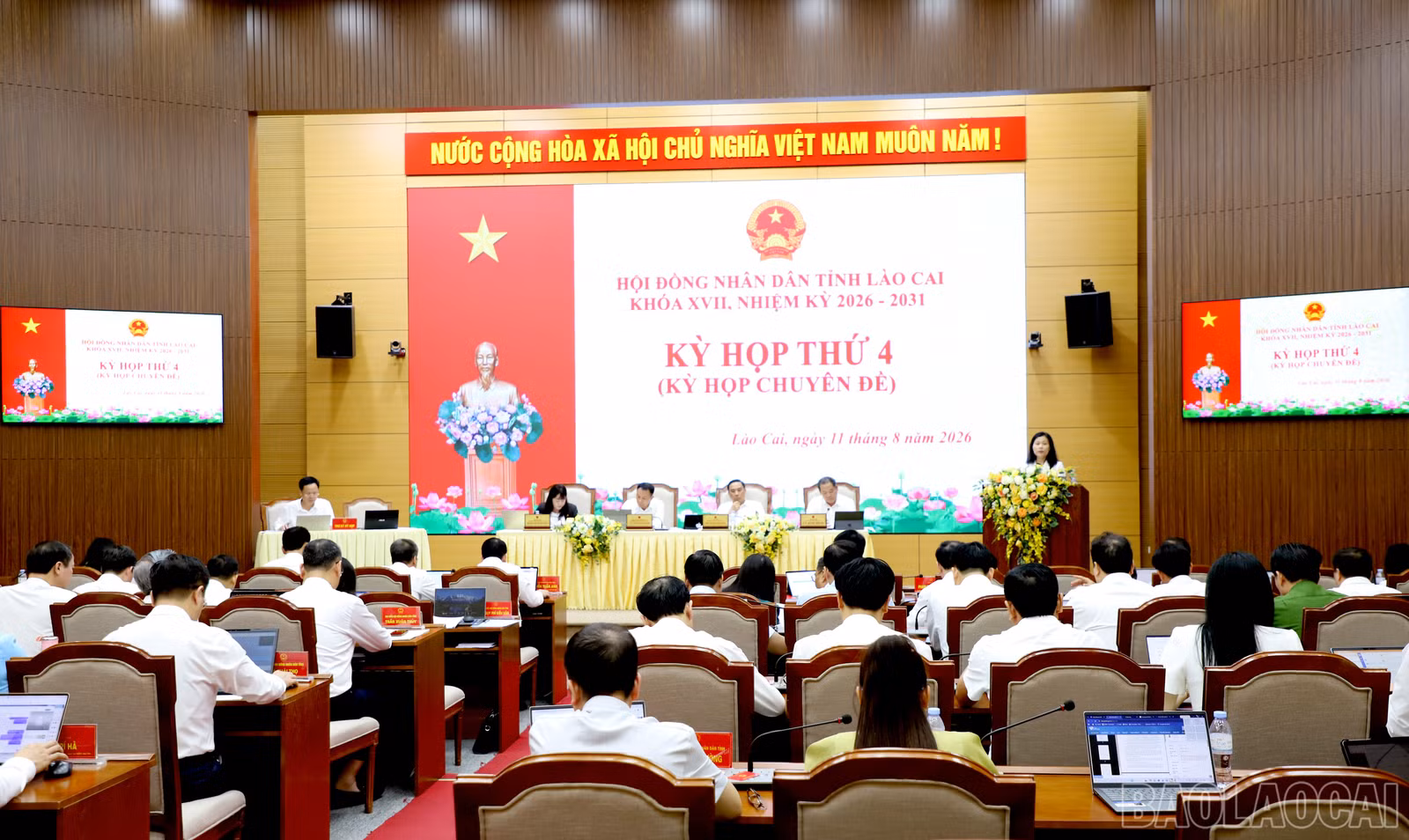 Quang cảnh kỳ họp.