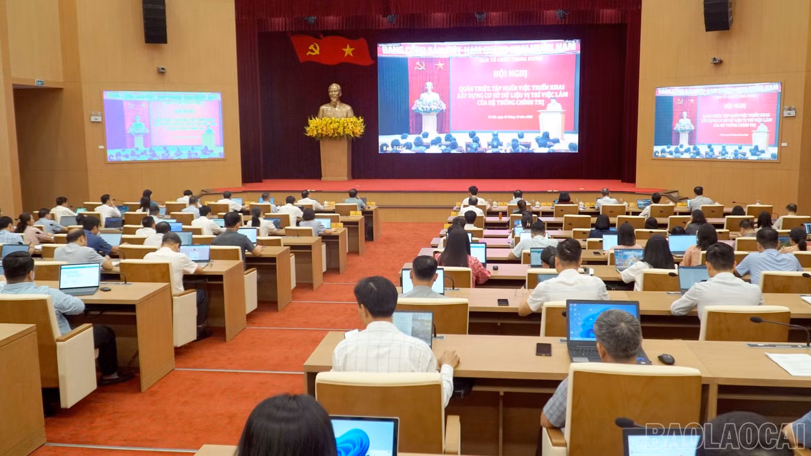 baolaocai-br_22-10-quangcanh.jpg