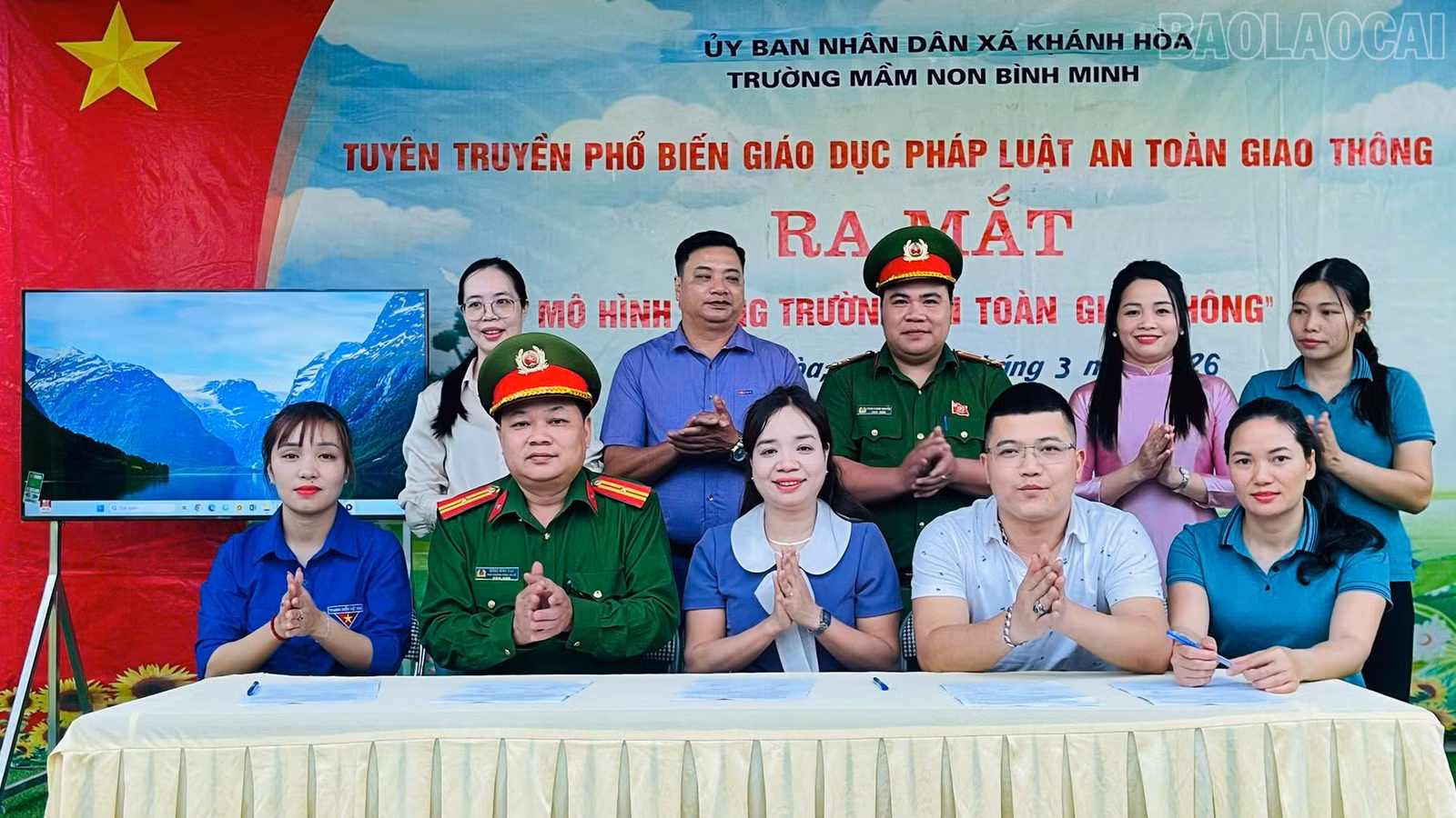 baolaocai-tr_z7657045302090-4a011e3510eb89ec23d4e9ae1e43f2fd.jpg