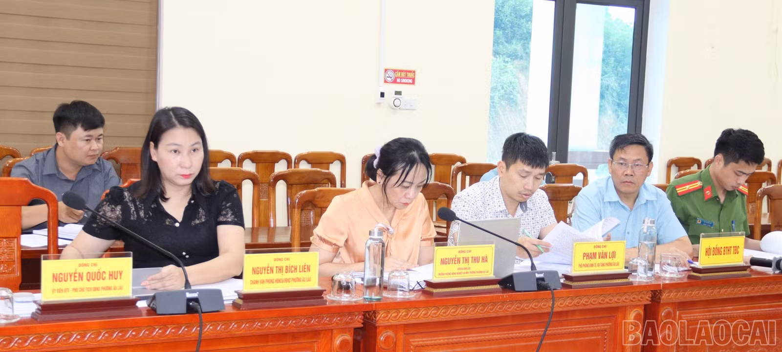 baolaocai-br_cac-dai-bieu-tham-du-hoi-nghi-anh-thanh-nghi-3.jpg