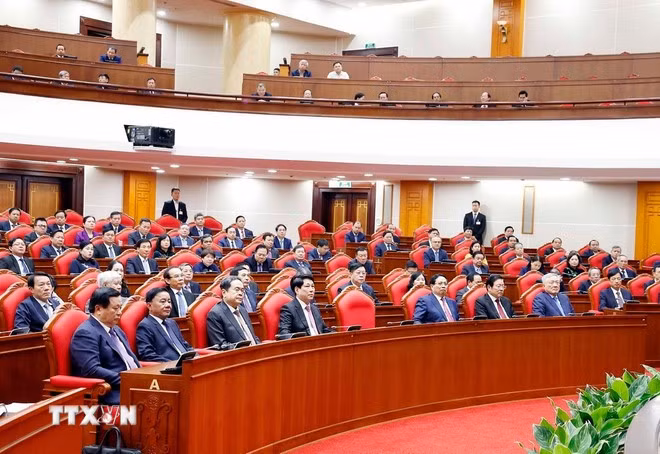 Các đại biểu dự phiên bế mạc Hội nghị lần thứ 14 Ban Chấp hành Trung ương Đảng khóa XIII.