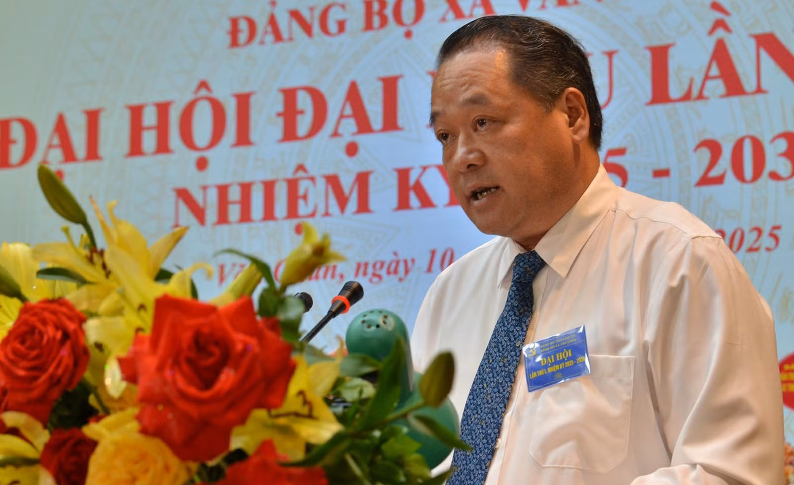 11-8-ong-minh.jpg
