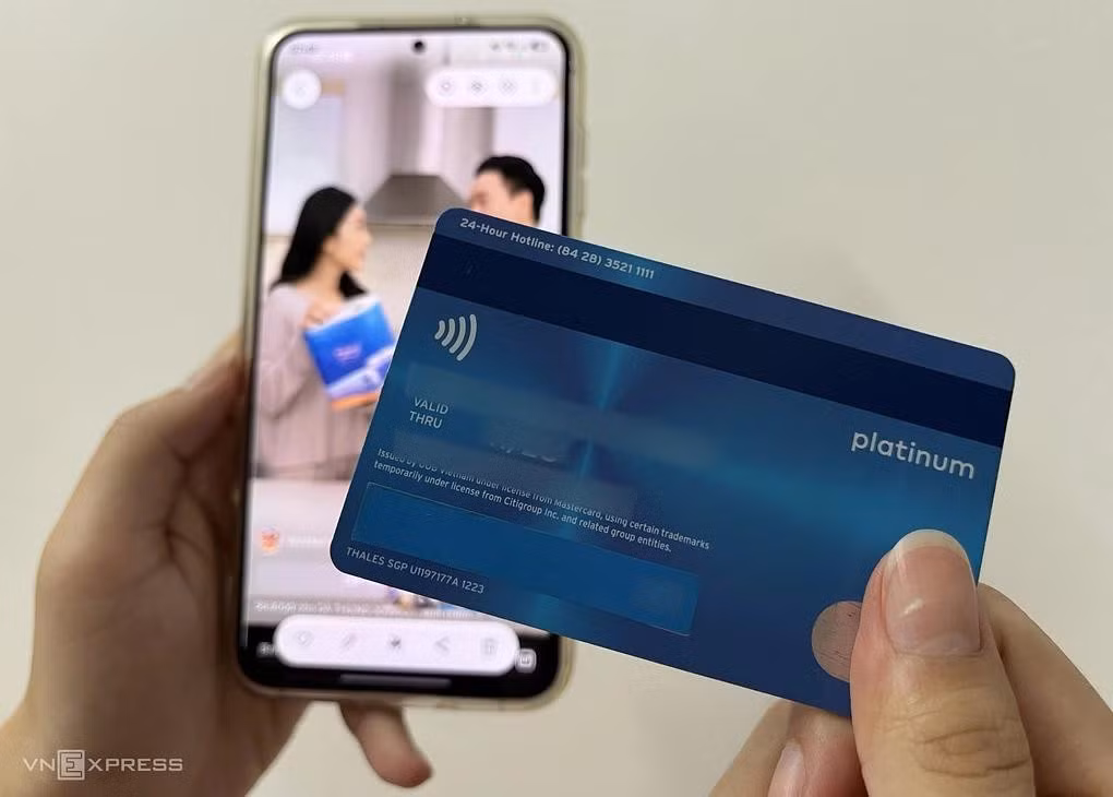 Fanpage giả mạo siêu thị "dụ" nạn nhân đặt hàng và nhập thông tin thẻ tín dụng để thanh toán. Ảnh: Quỳnh Trang