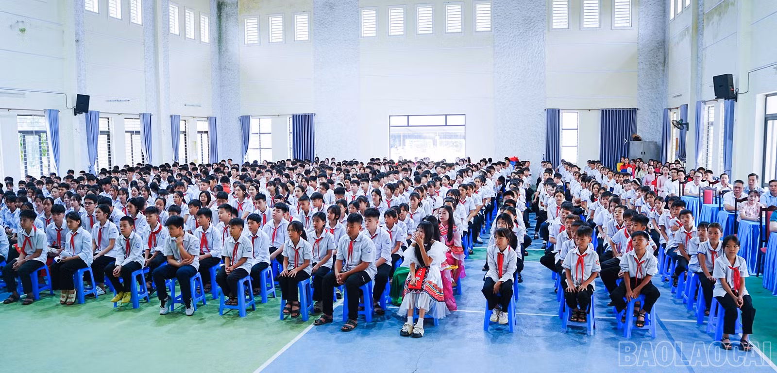 Lễ Khai giảng diễn ra trong bầu không khí vui tươi, ấm áp.