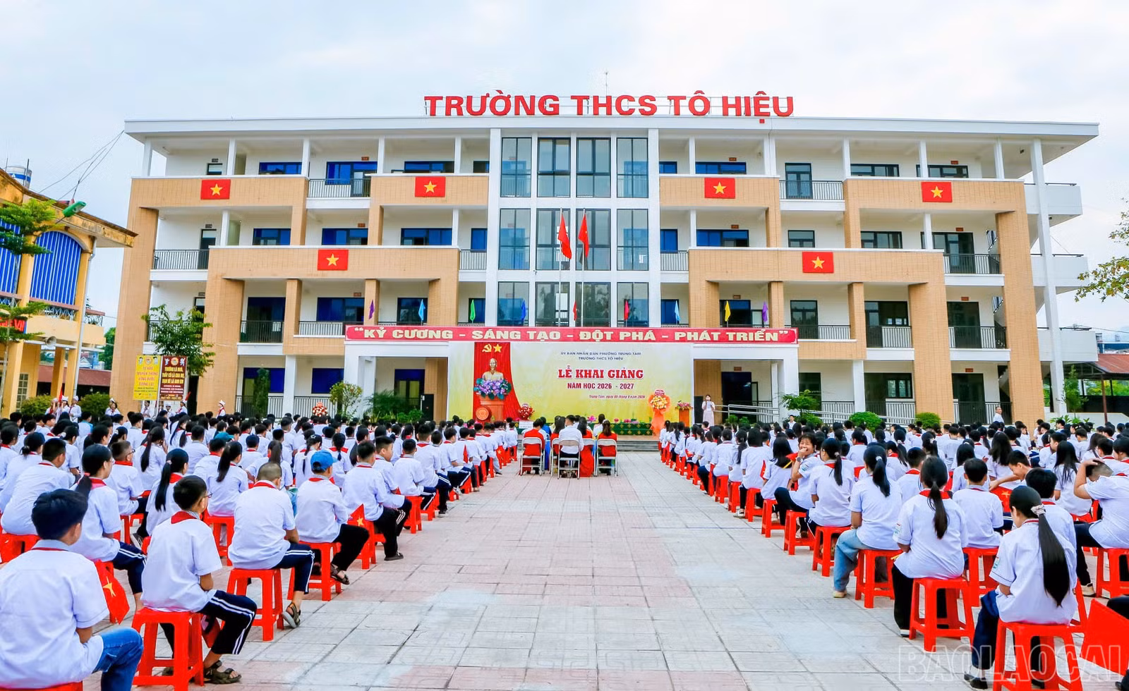 Lễ Khai giảng tại Trường THCS Tô Hiệu.