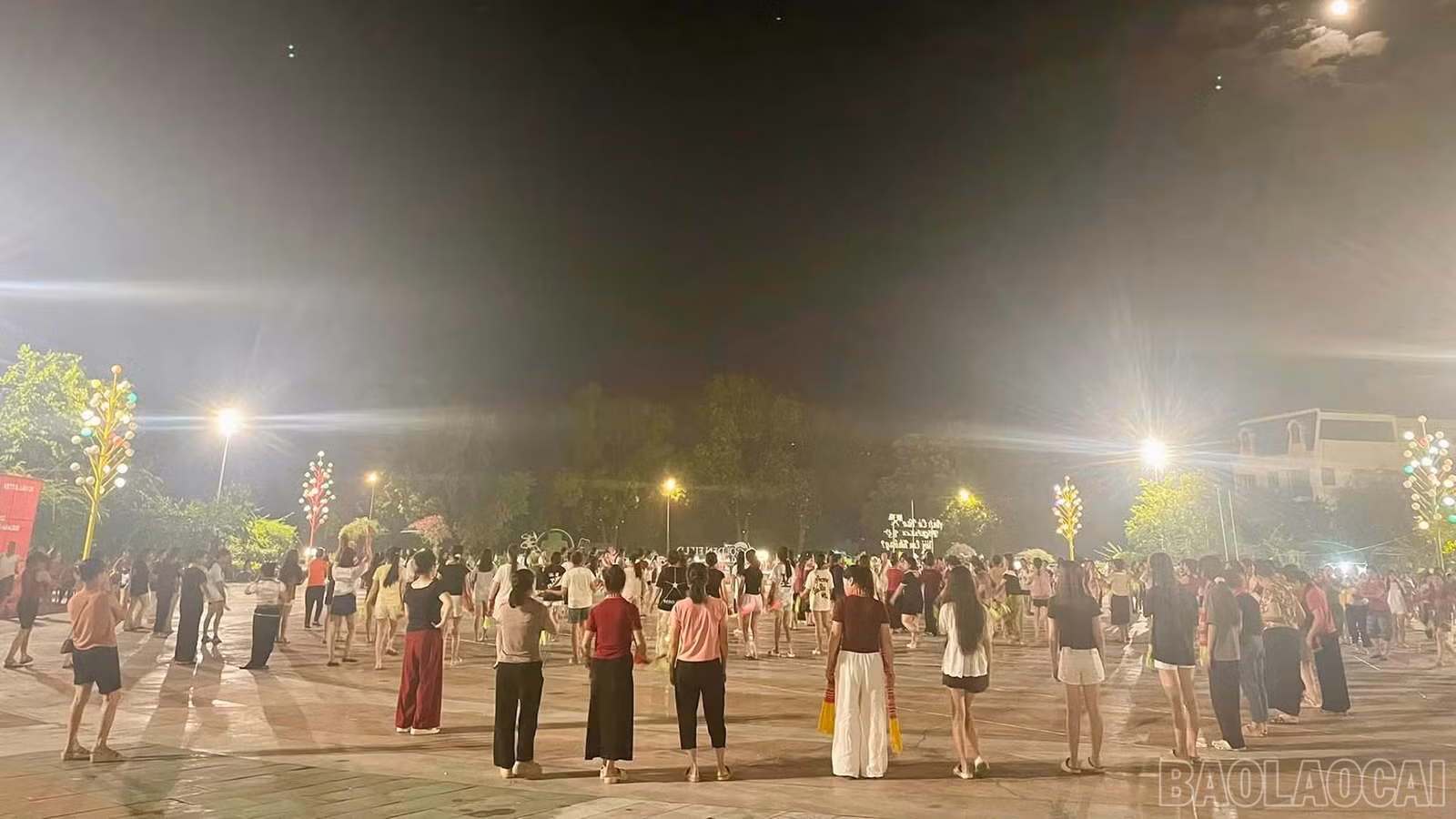 baolaocai-br_vong-xoe-dang-dan-hinh-thanh.jpg
