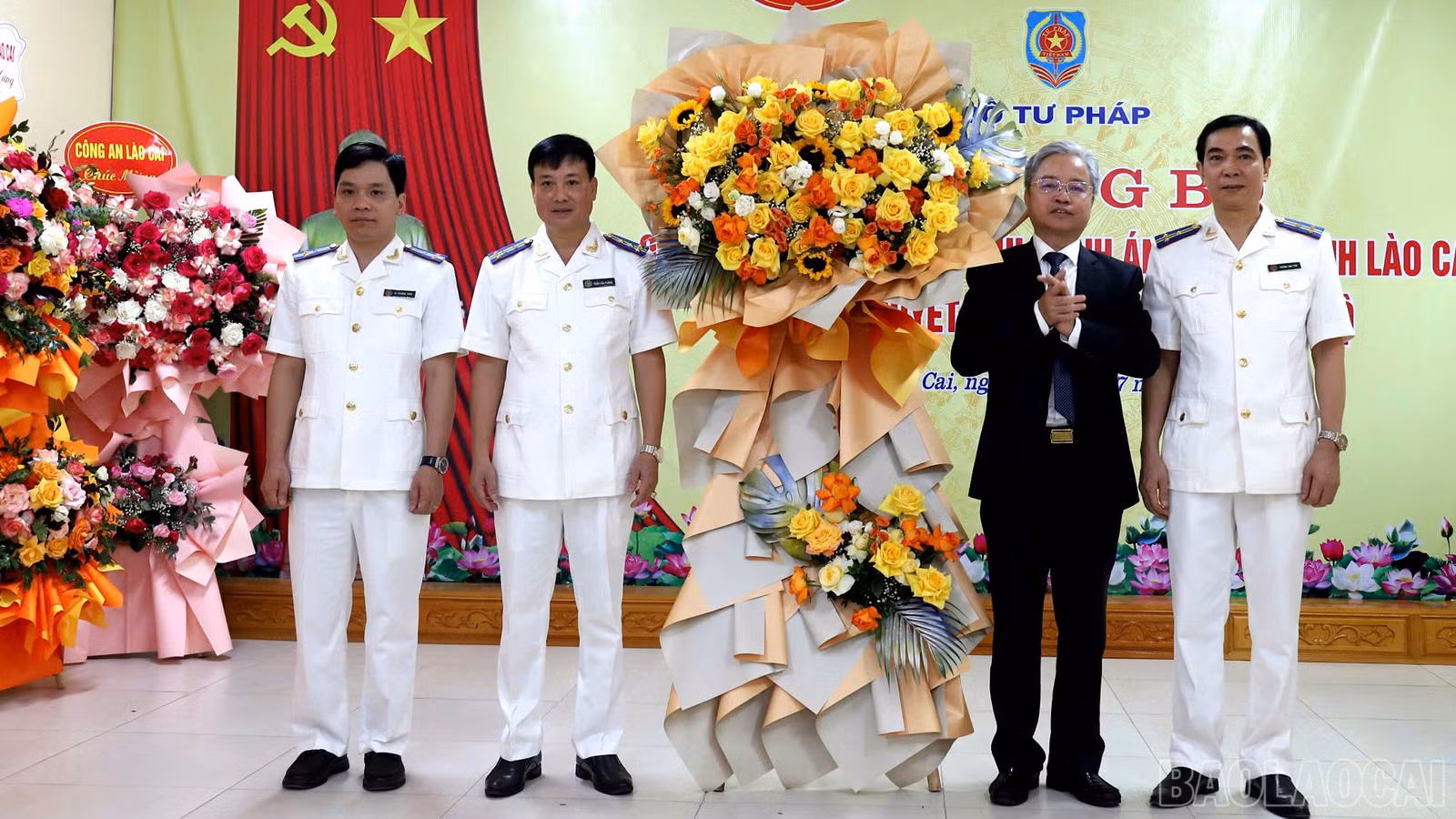 baolaocai-br_9-7-thands1.jpg