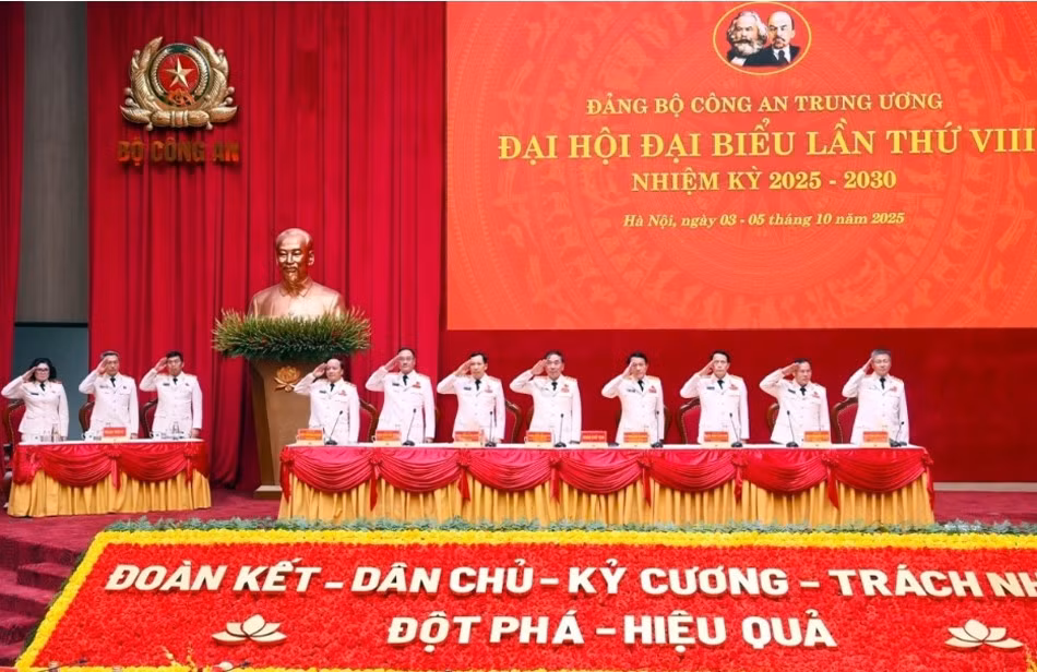 3-10-bo-cong-an1.jpg
