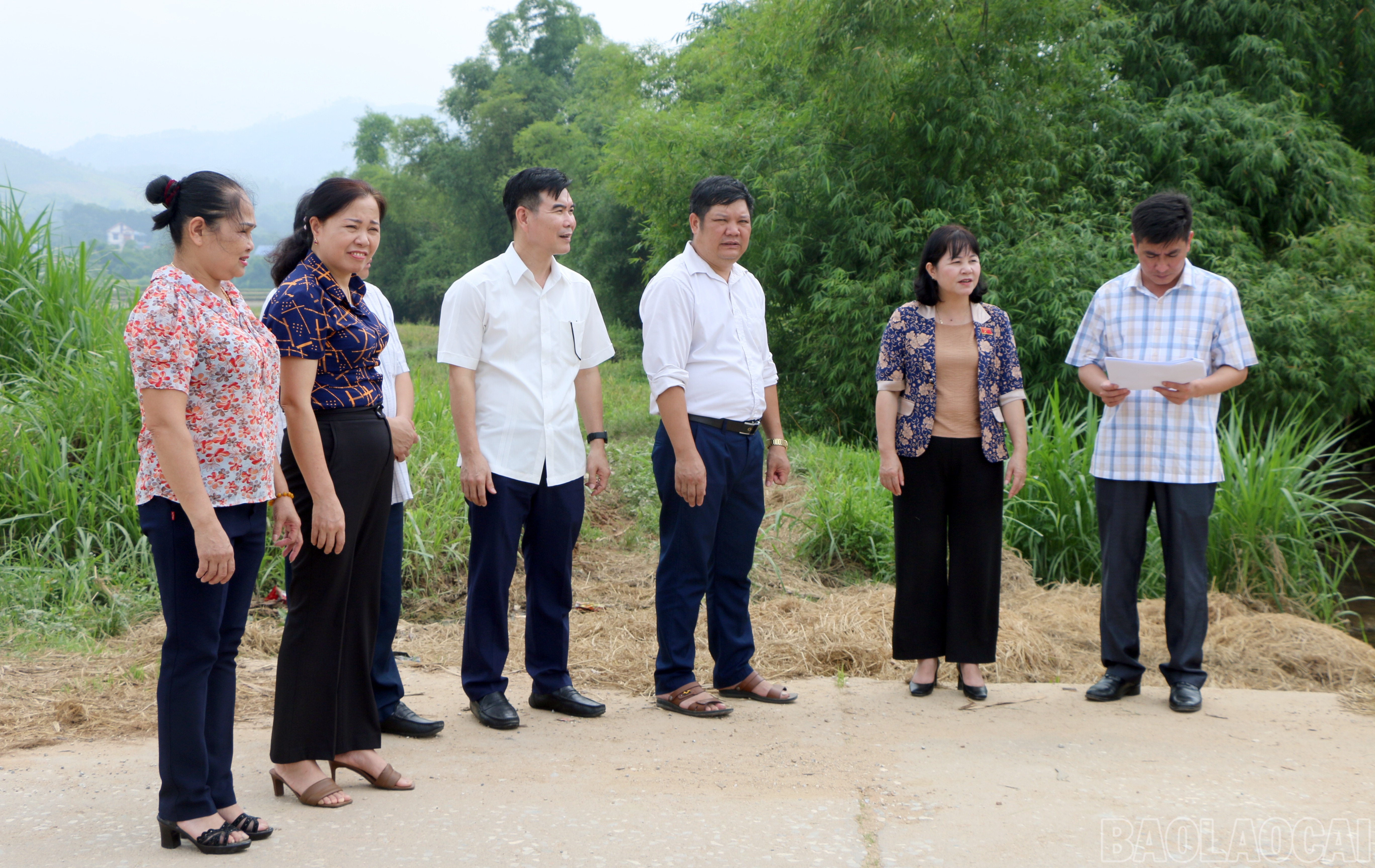Đoàn giám sát của HĐND tỉnh Lào Cai khảo sát thực tế tại cơ sở. baolaocai-br_img-8898.jpg