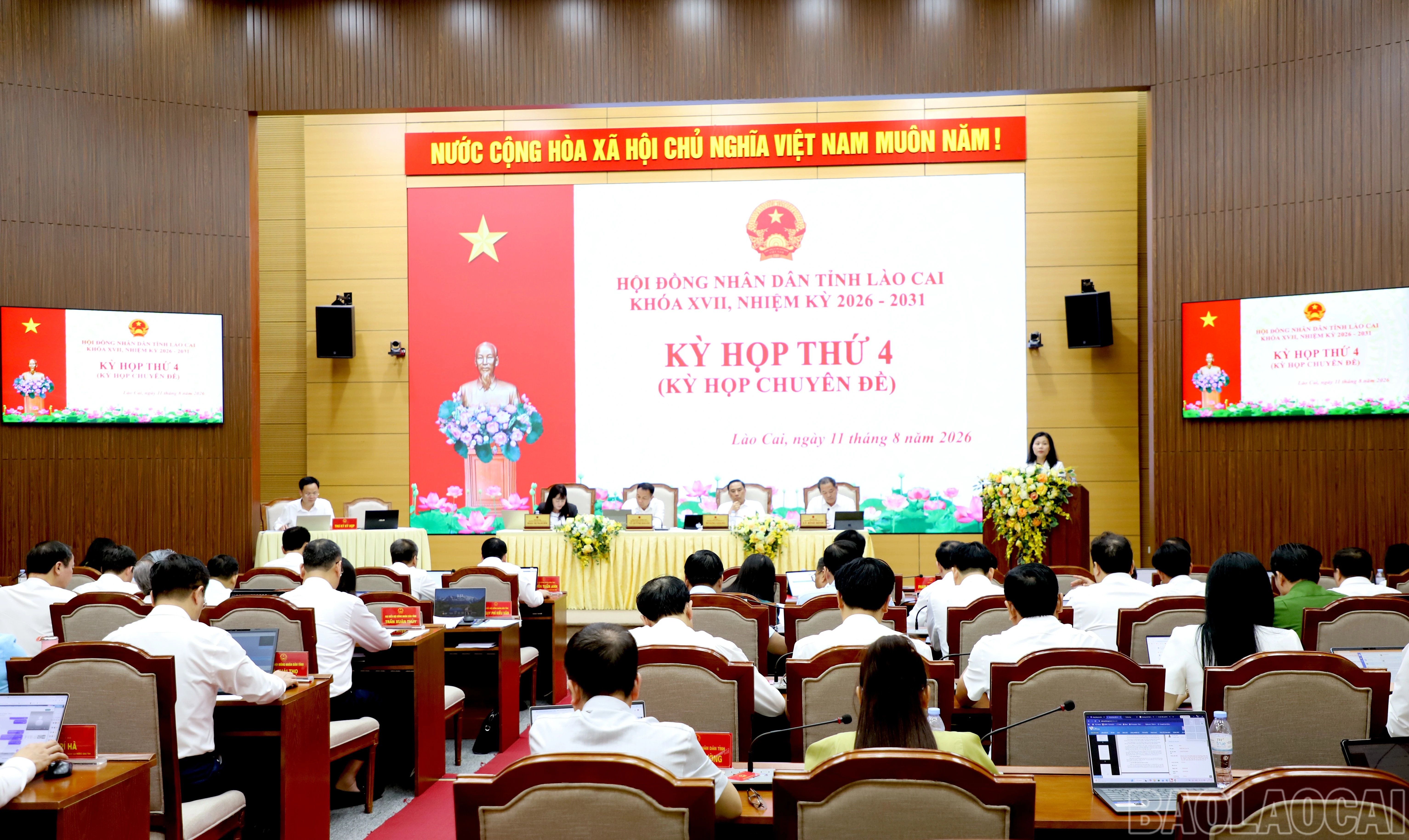 Quang cảnh kỳ họp.