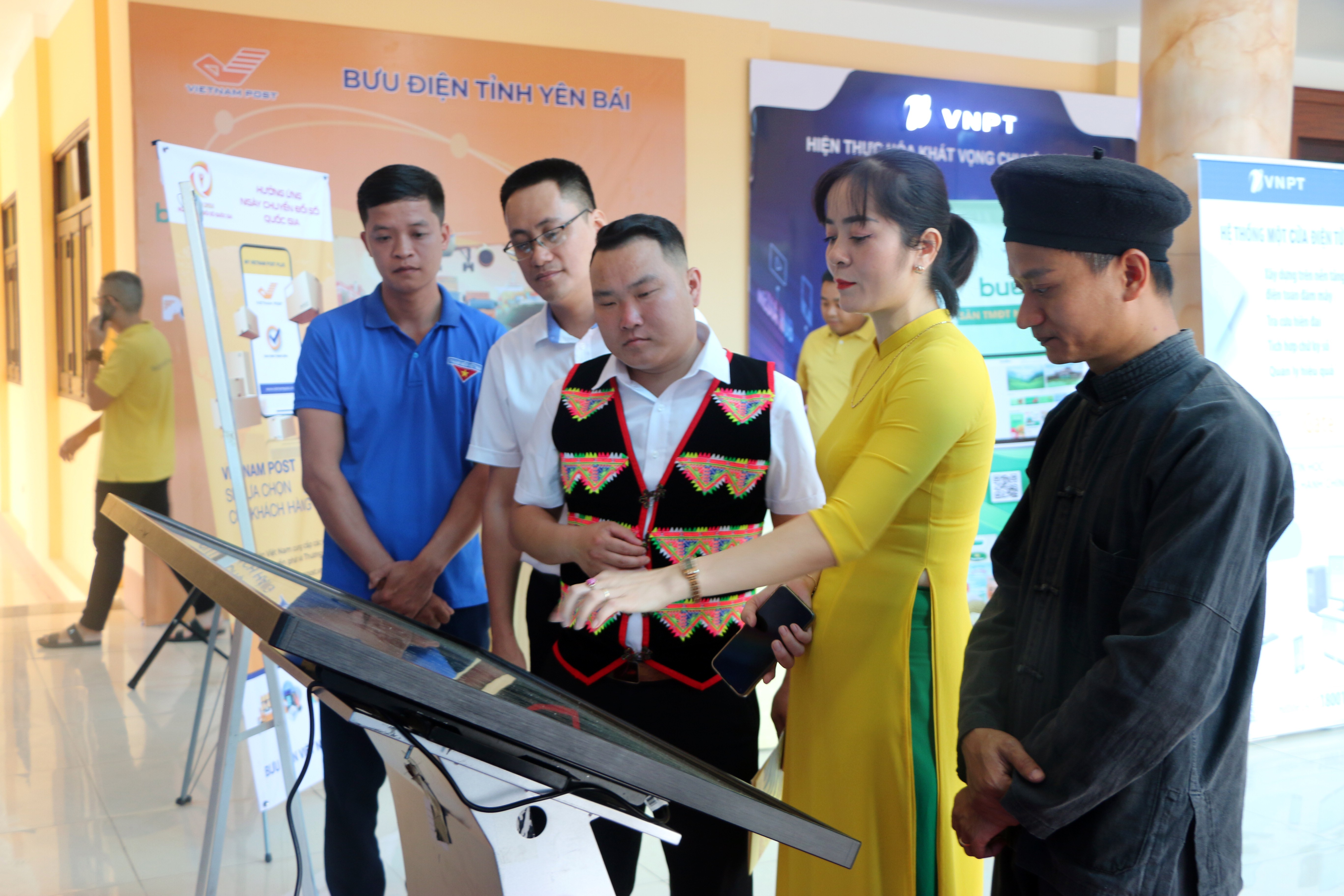 Giới thiệu các tuyến điểm nổi bật trên bản đồ du lịch số, giúp du khách dễ dàng khám phá và lên kế hoạch hành trình thuận tiện hơn. img-8611.jpg