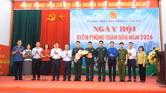 Phường Lào Cai tổ chức ngày hội Biên phòng toàn dân