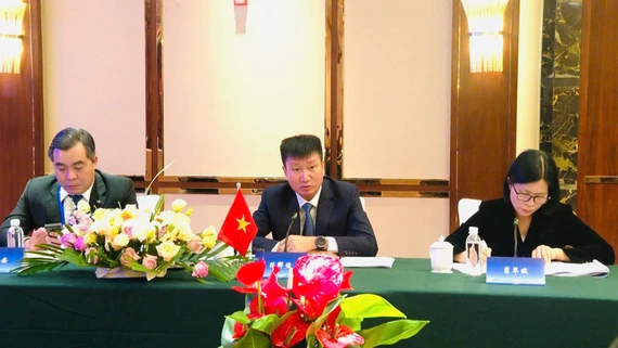 Hội đàm giữa Ủy ban nhân dân tỉnh Lào Cai và Chính quyền nhân dân Châu Văn Sơn