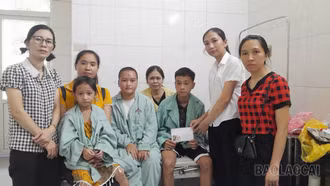Kêu gọi vận động, kết nối nhận đỡ đầu 45 trẻ mồ côi sau cơn bão số 3