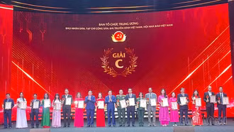 Lào Cai có 2 tác phẩm đoạt giải C Giải Búa liềm vàng toàn quốc năm 2024