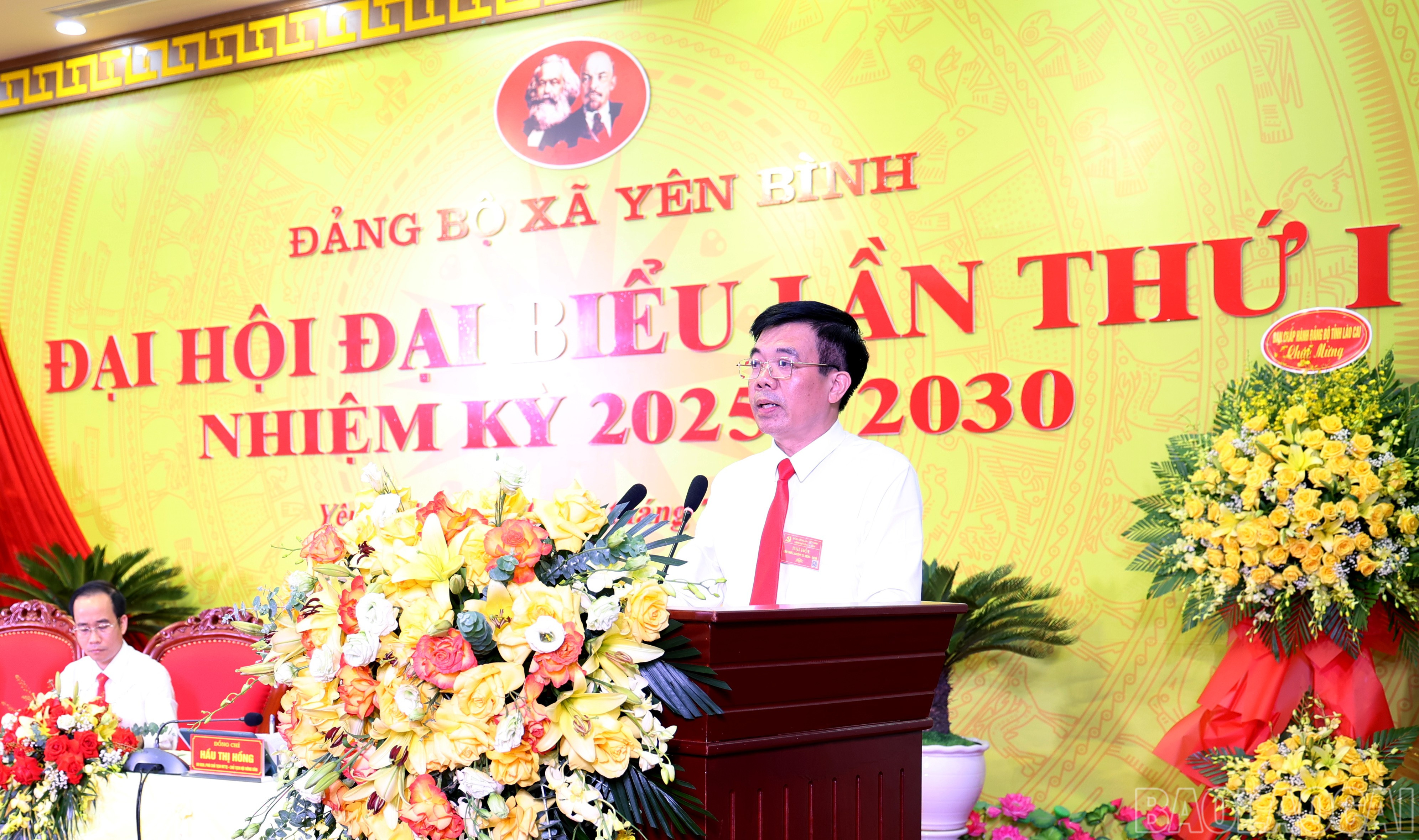 Các đại biểu tham gia phát biểu tham luận tại Đại hội. baolaocai-br_img-7573.jpg