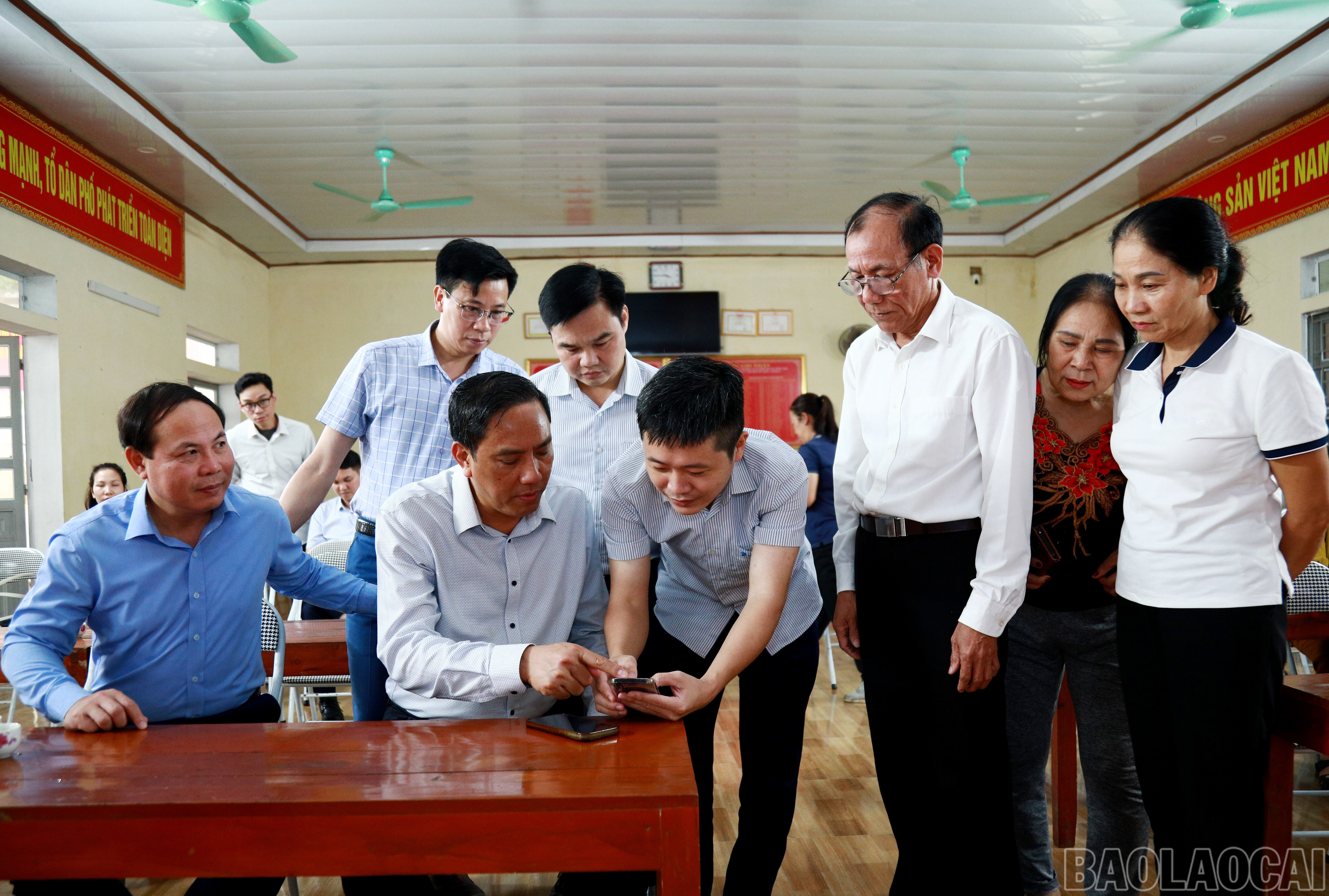 Phó Bí thư Thường trực Tỉnh ủy Hoàng Giang làm việc tại xã Yên Bình ảnh 11