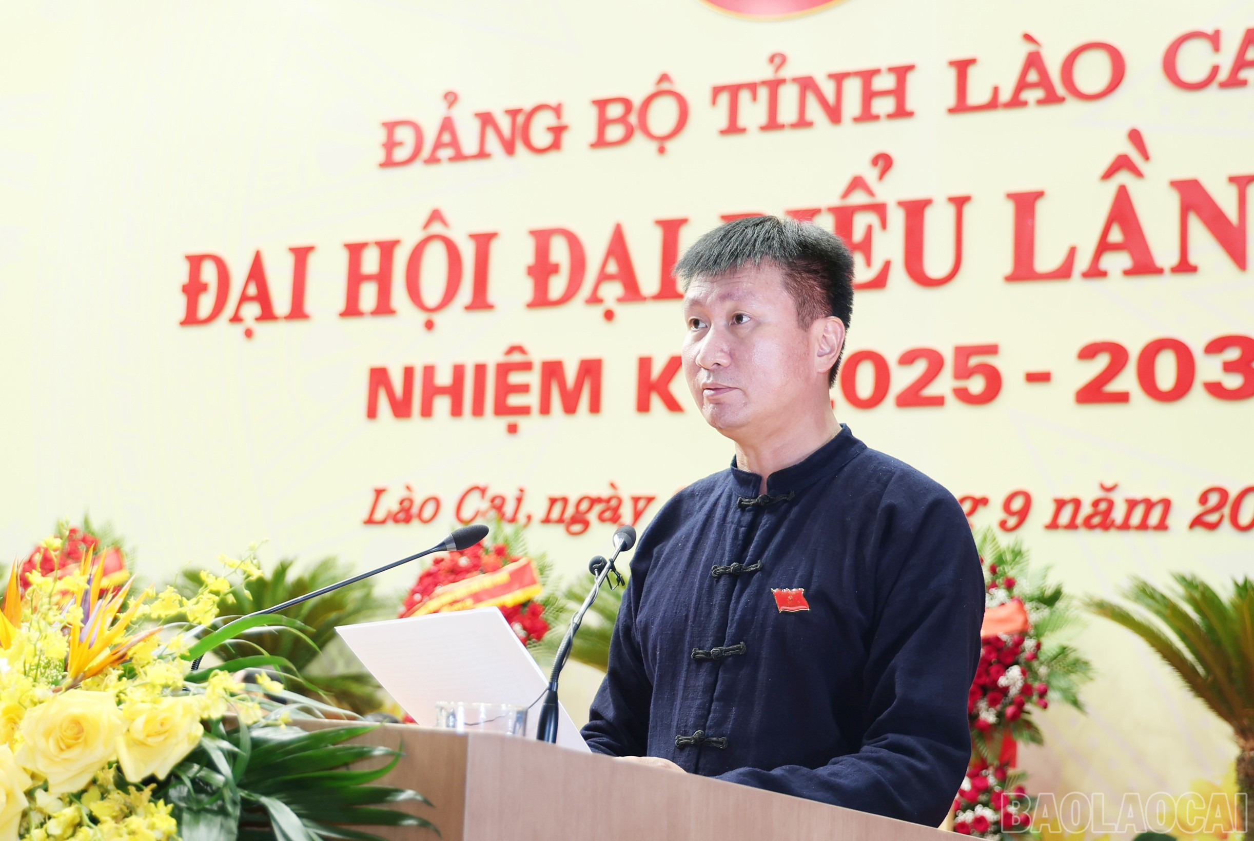 Đồng chí Trần Huy Tuấn, Phó Bí thư Tỉnh ủy, Chủ tịch UBND tỉnh phát biểu Bế mạc Đại hội baolaocai-br_img-3377.jpg