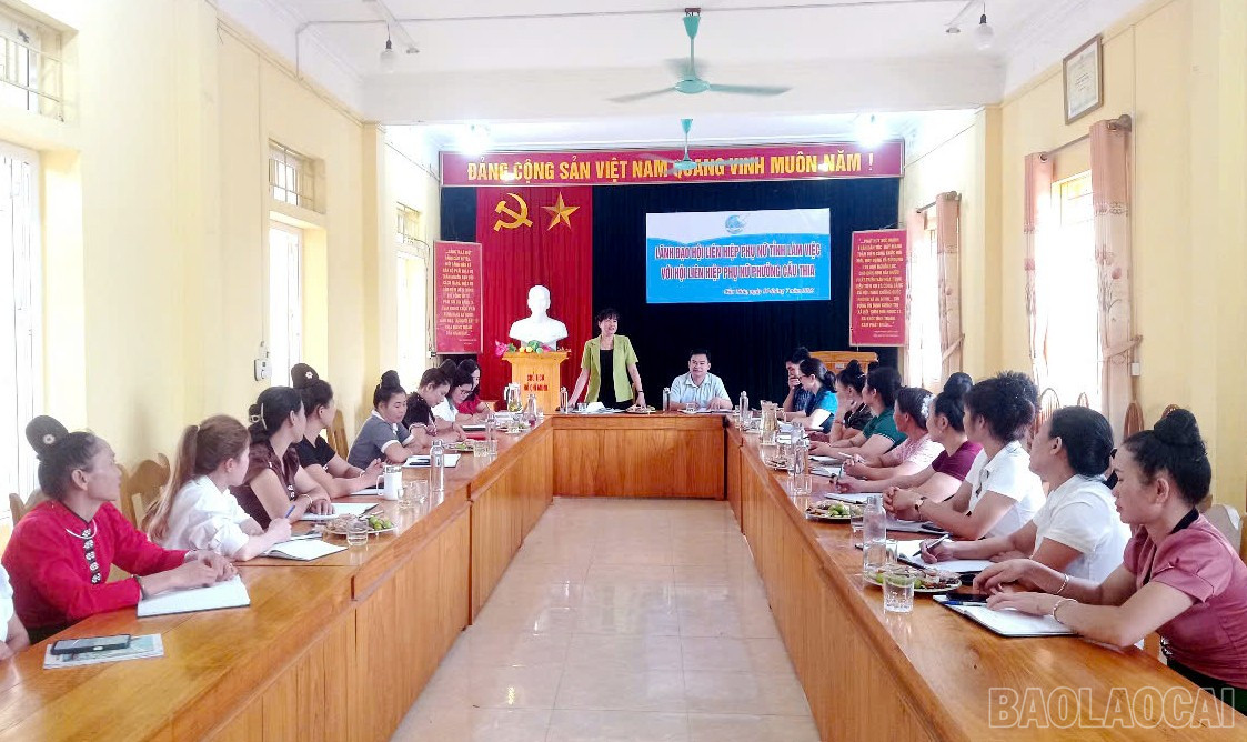 Quang cảnh buổi làm việc. baolaocai-br_anh-pn-2.jpg