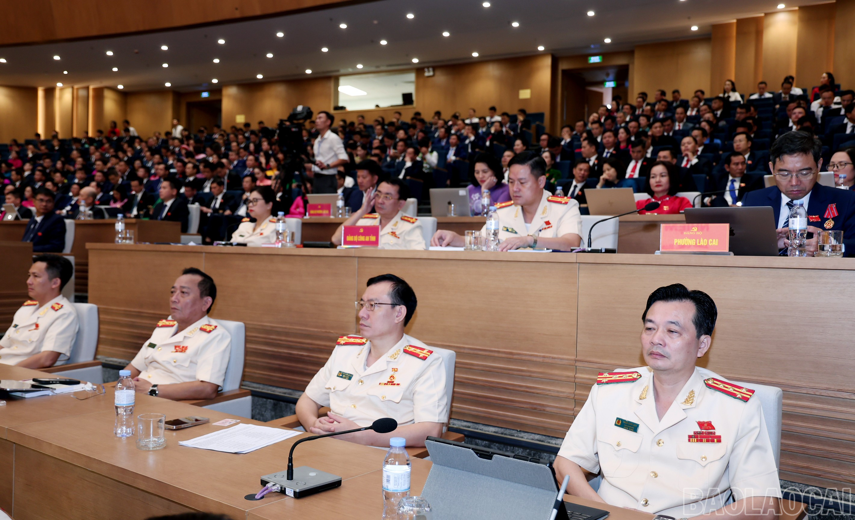 Các đại biểu dự đại hội. baolaocai-br_img-1732.jpg
