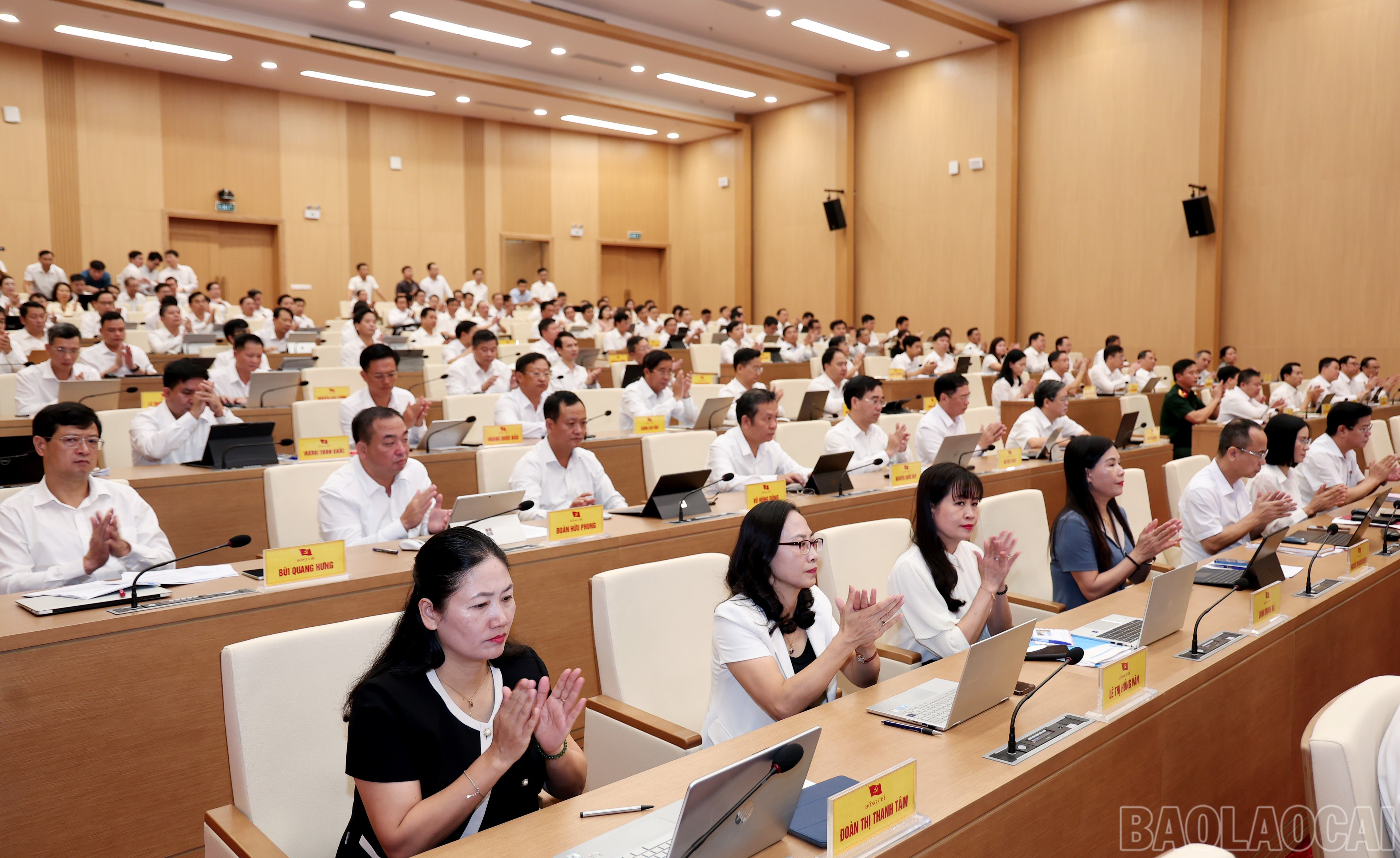 Các đại biểu dự hội nghị. baolaocai-br_img-4710.jpg