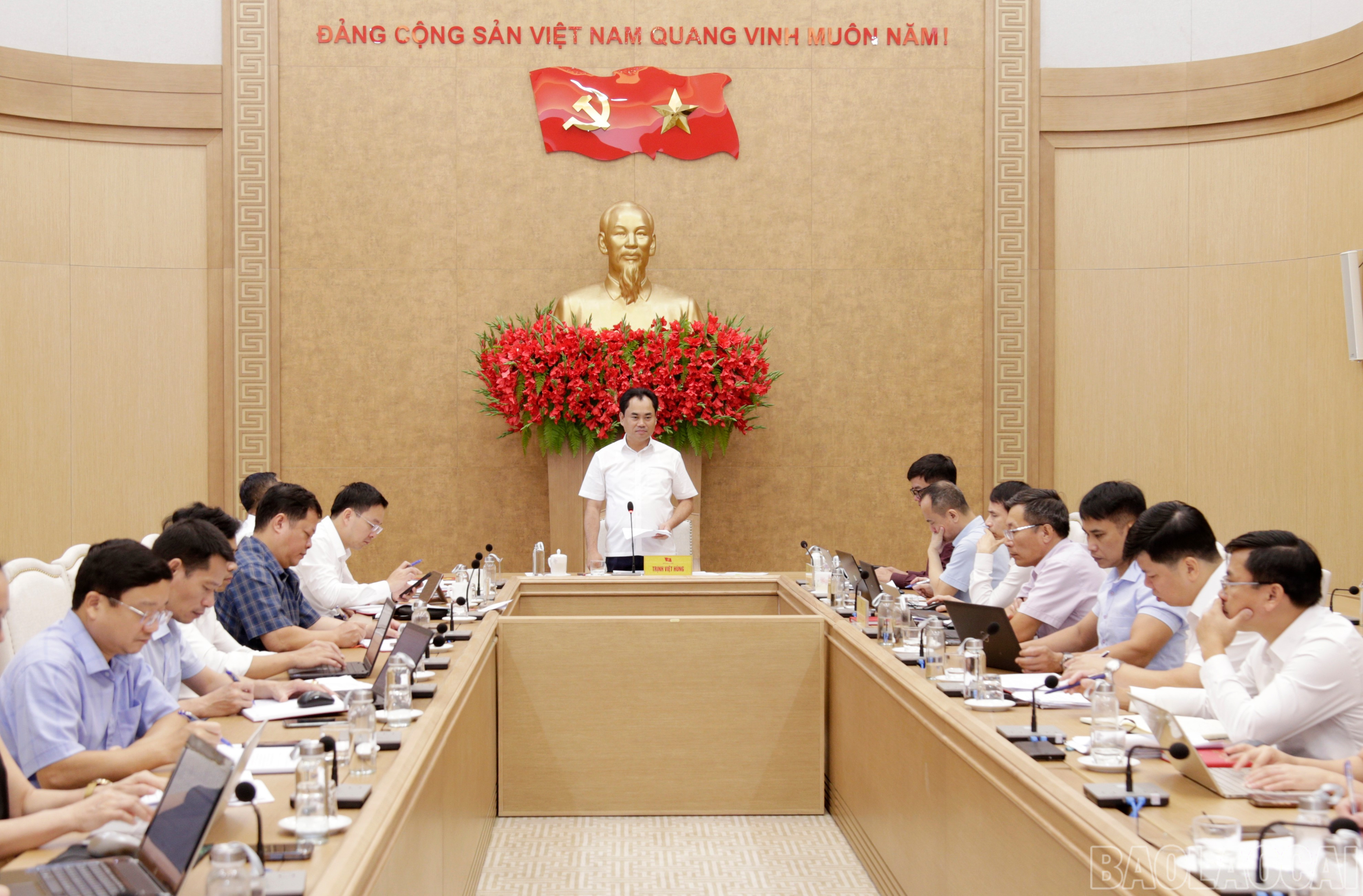 Quang cảnh buổi làm việc. baolaocai-br_mg-9683.jpg