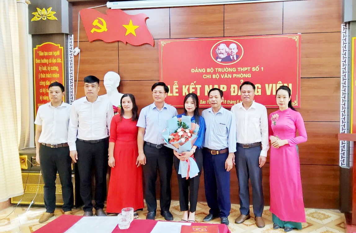 z5550804414845_1f2e91e045e4de79e30830bca1fb9098 (1).jpg